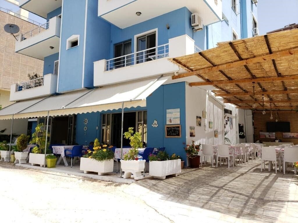 Hotel The First 3*