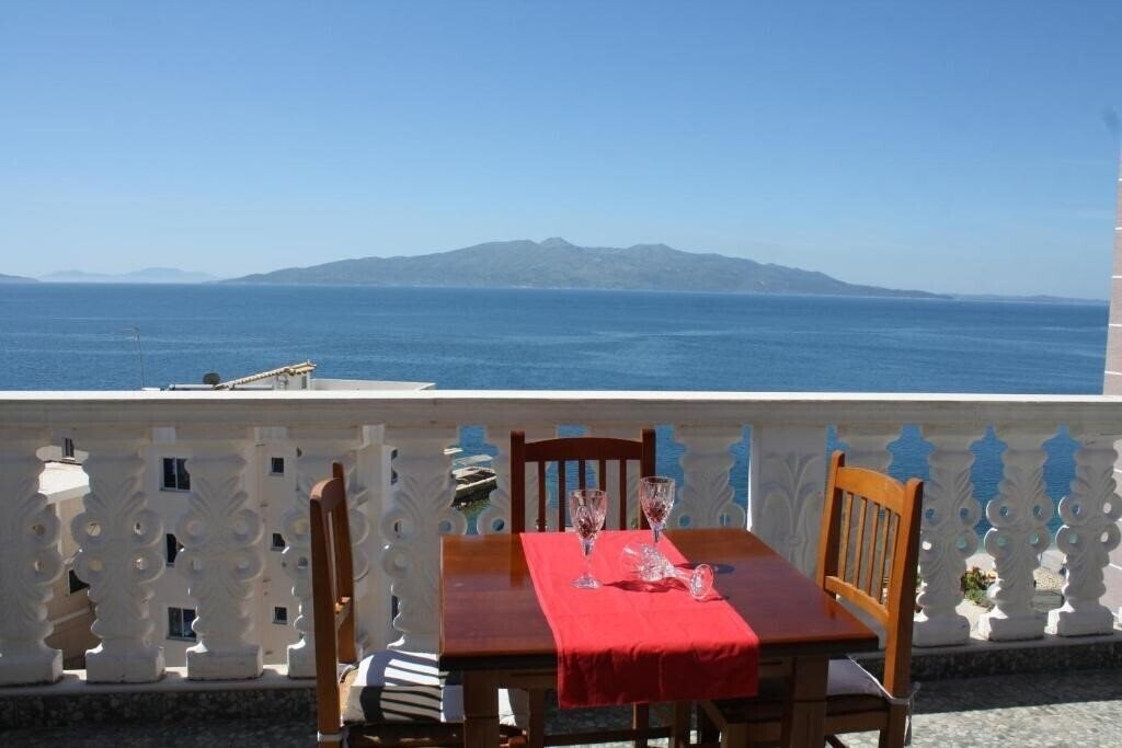 Hotel Villa Mucho 3*