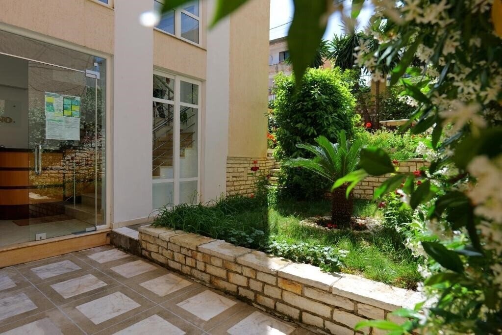 Фото Hotel Mano 3*