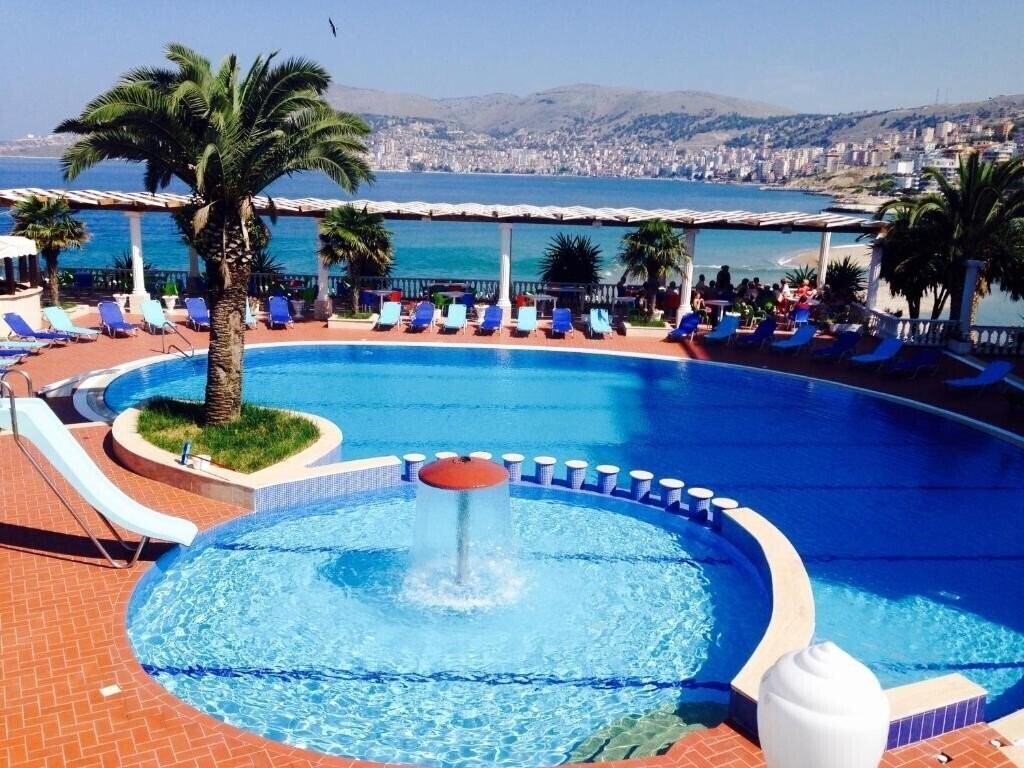 Отель Hotel Dodona 4*