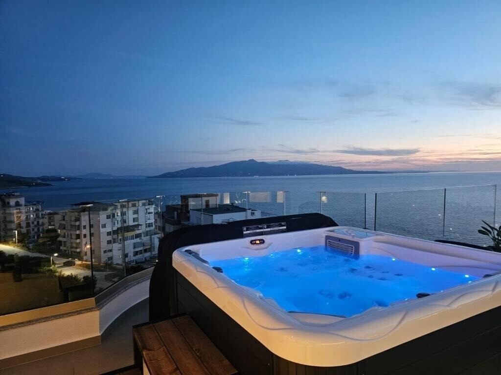 Картинка Hotel Teuta 3*