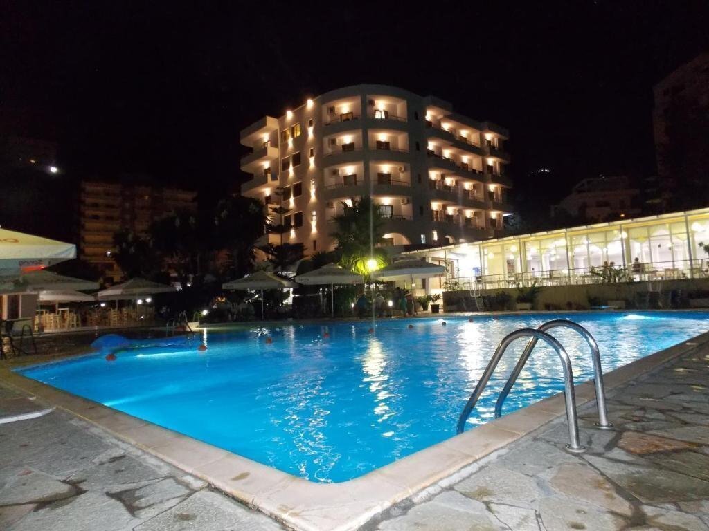 Hotel Mediterrane 4*