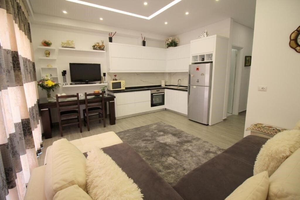 Zdjęcie Edina Guesthouse 3*