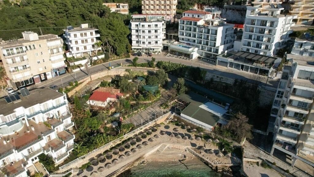 Zdjęcie Hotel Iliria (ex. Iliria Hotel Sarande, Ilria) 4*
