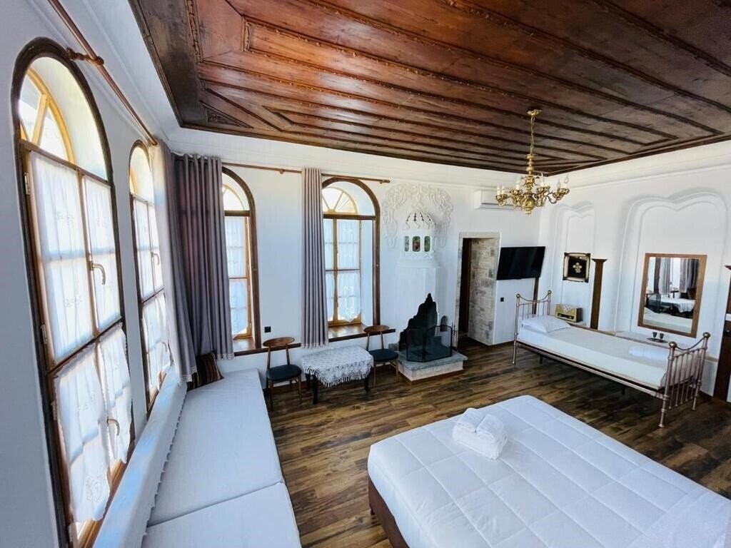 Отель Hotel Praga 4*