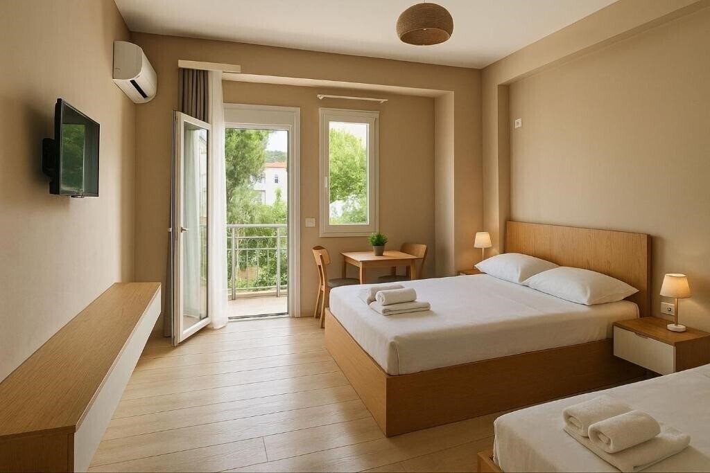 Hotel Saranda Apartments 4*