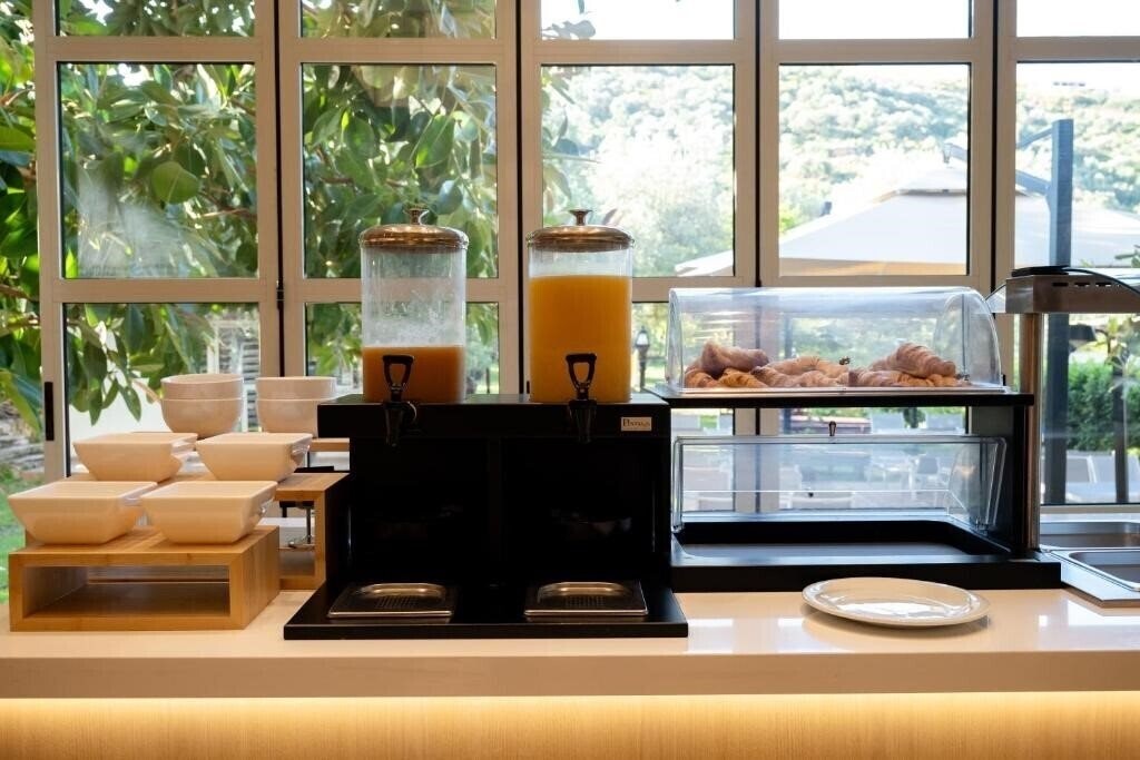 Фотографія Nia Boutique Hotel by Rapos Resort 4*