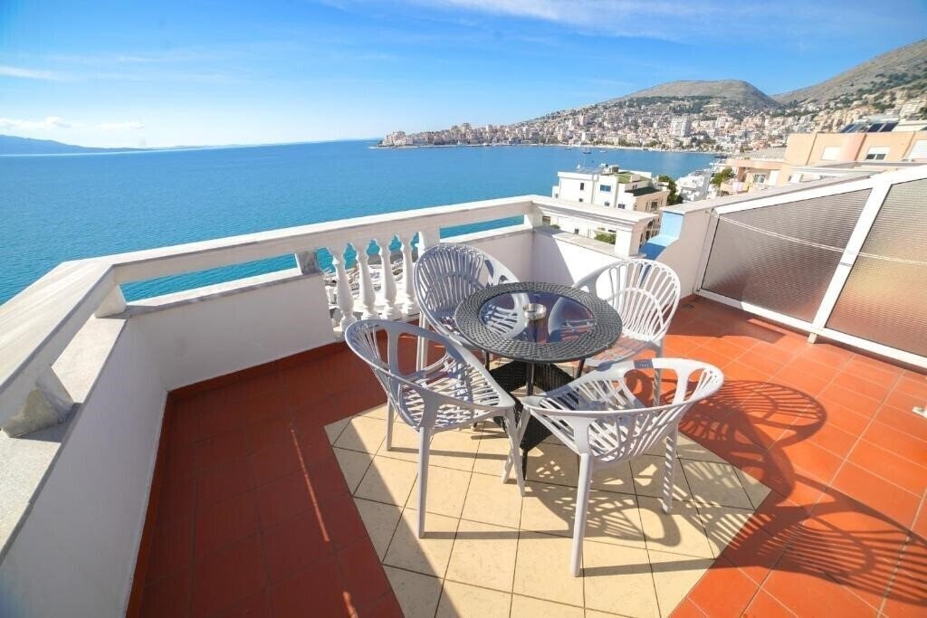 Obraz Serxhio Hotel 3*