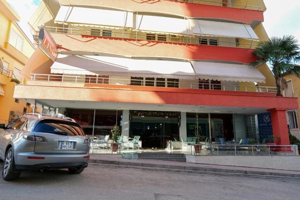 Отель Hotel Lindi 3*