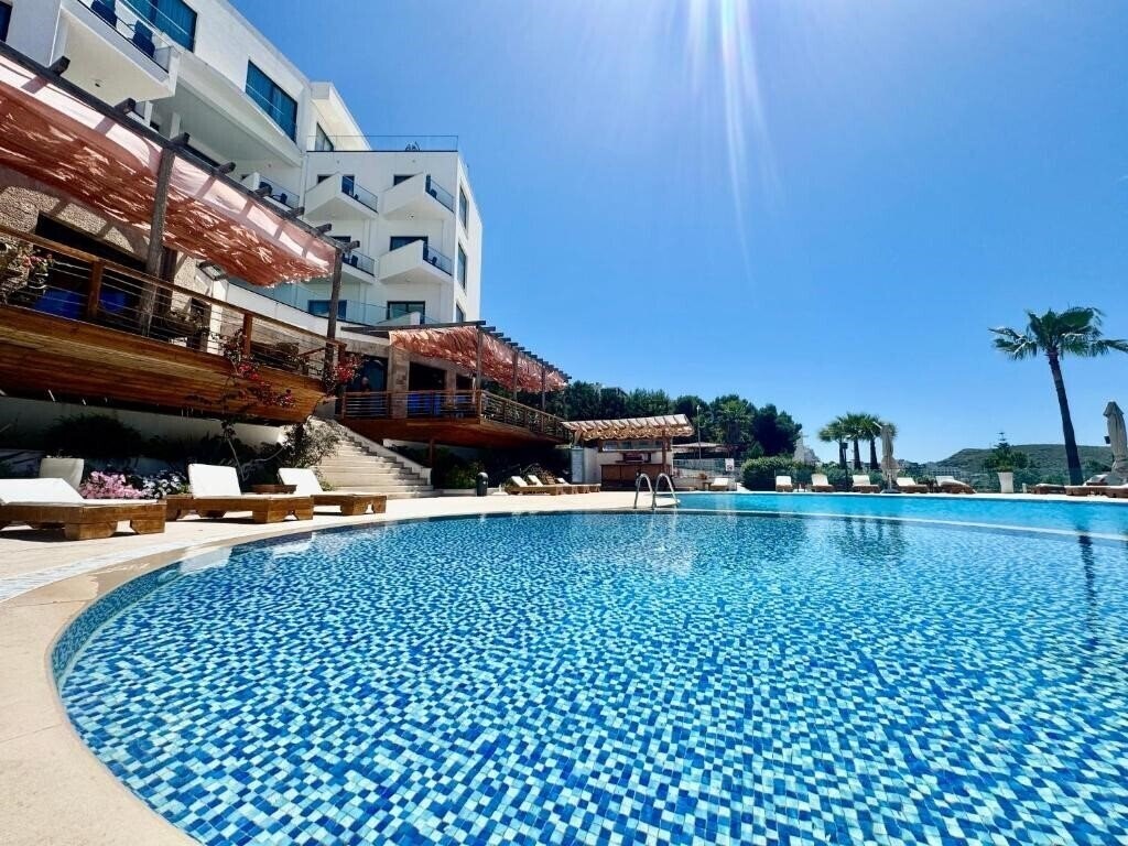Фотография Harbour Hotel 4*