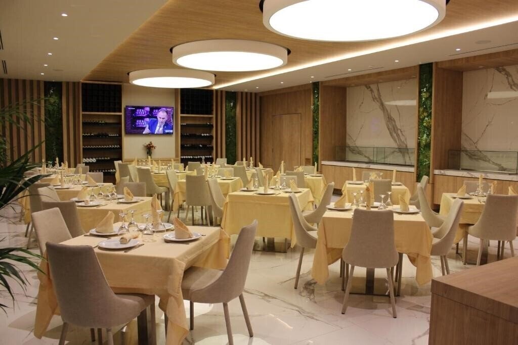 Zdjęcia President 4*