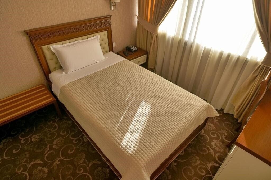 Фотография Hotel Rozafa 4*