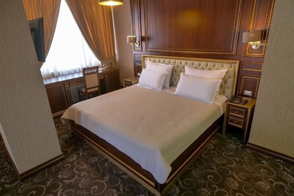 Картинка Hotel Rozafa 4*