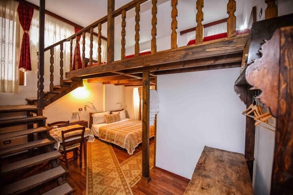 Фото Hotel Tradita 3*