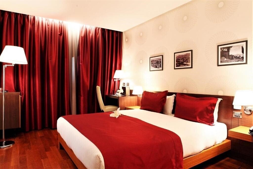 Obraz Tirana International Hotel & Conference Centre 4*