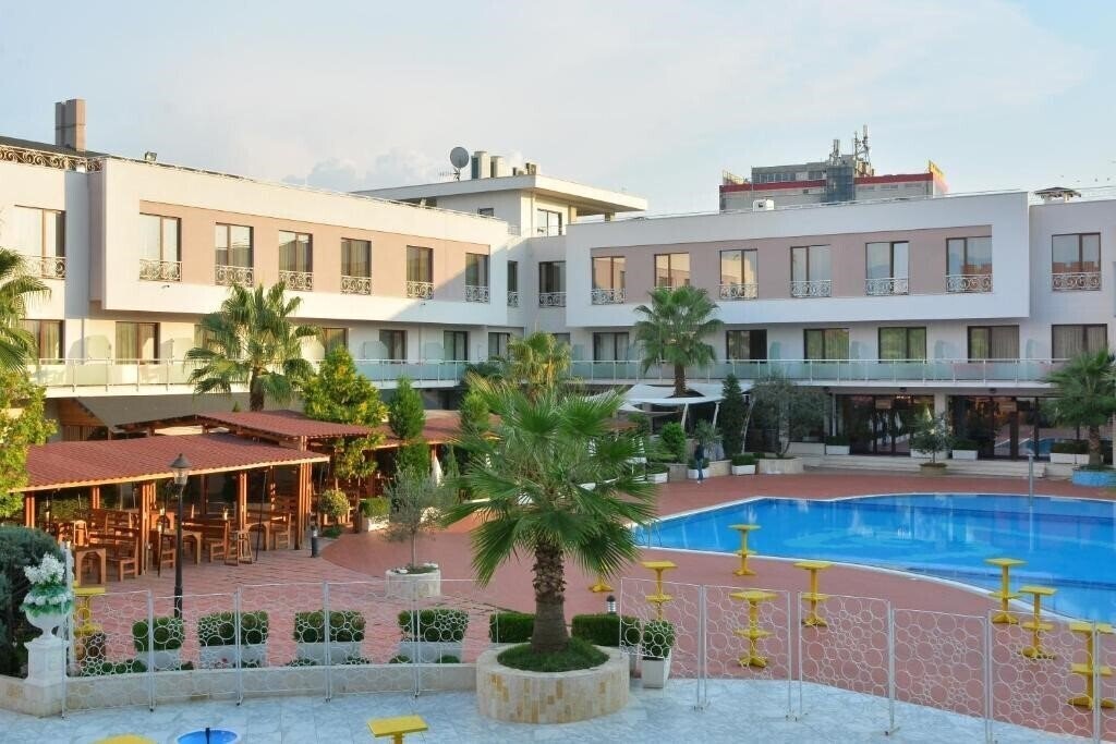 Отель Te Stela Resort 4*