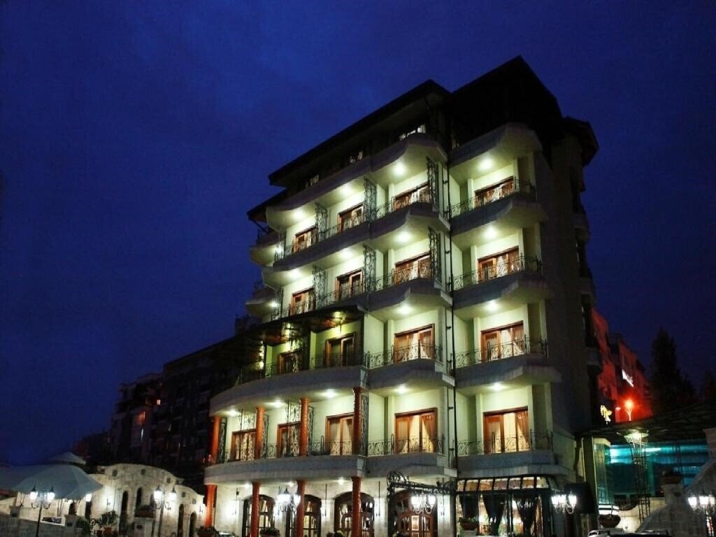 Hotel Dinasty Hotel (ex. Dinasty Hotel Rezidence) 4*