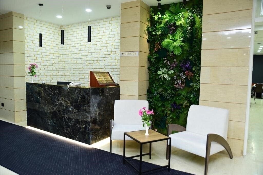 Картинка Hotel Comfort (ex. Hotel Comfort Tirana) 4*