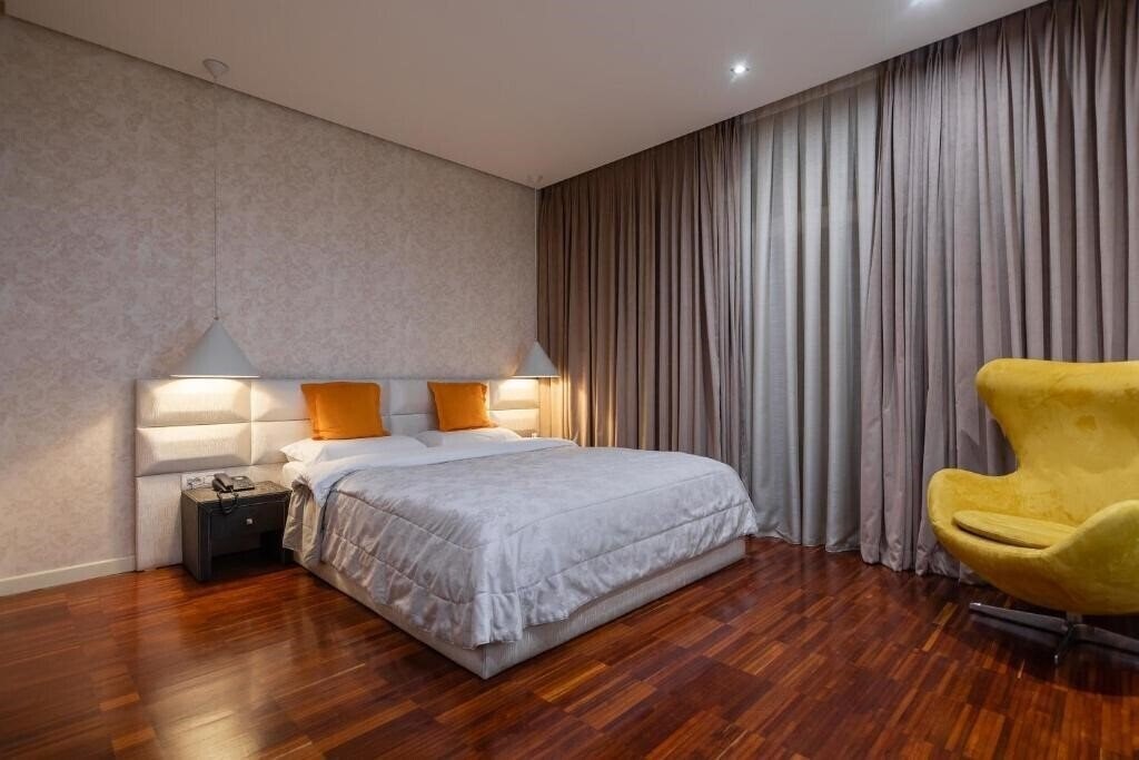 Zdjęcia La Boheme Hotel 4*