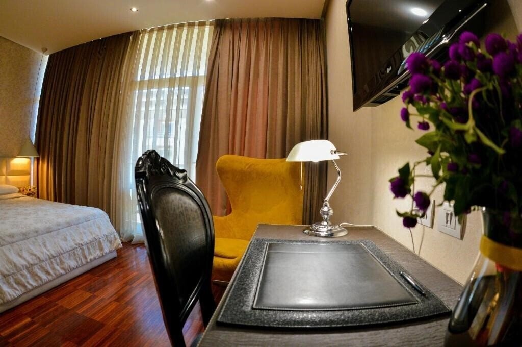 Zdjęcie La Boheme Hotel 4*