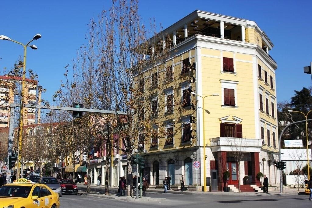 Готель Monarc Hotel 4*