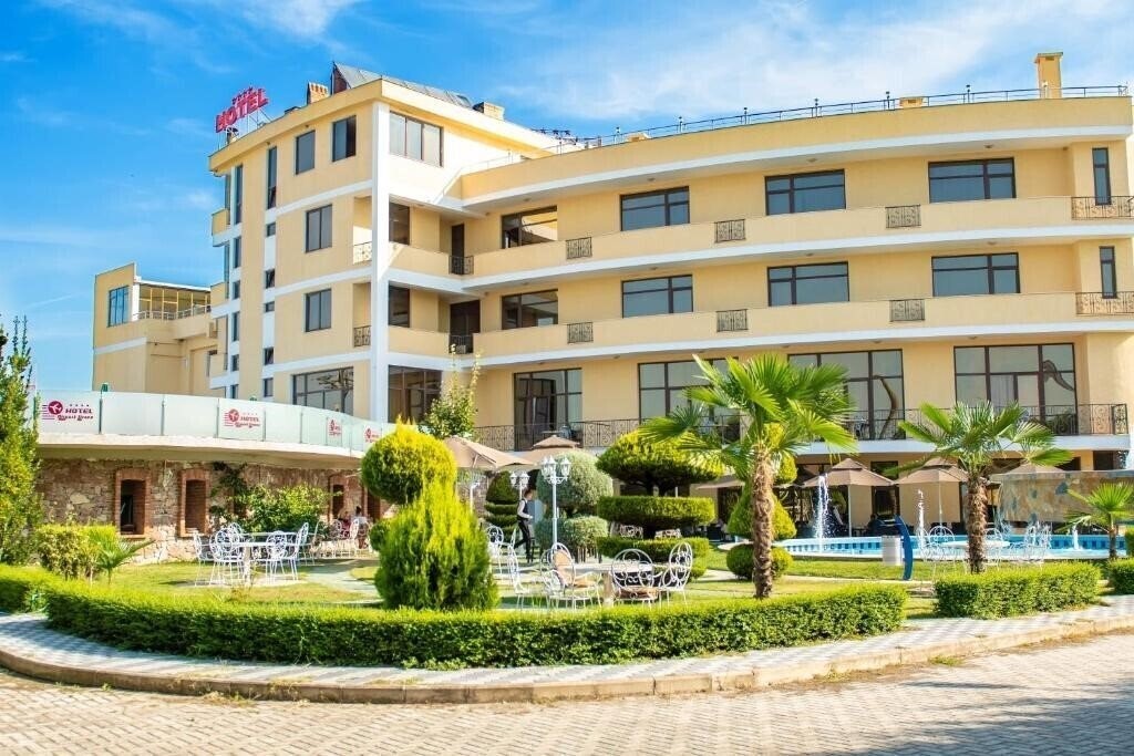 Картинка Hotel Airport Tirana 3*