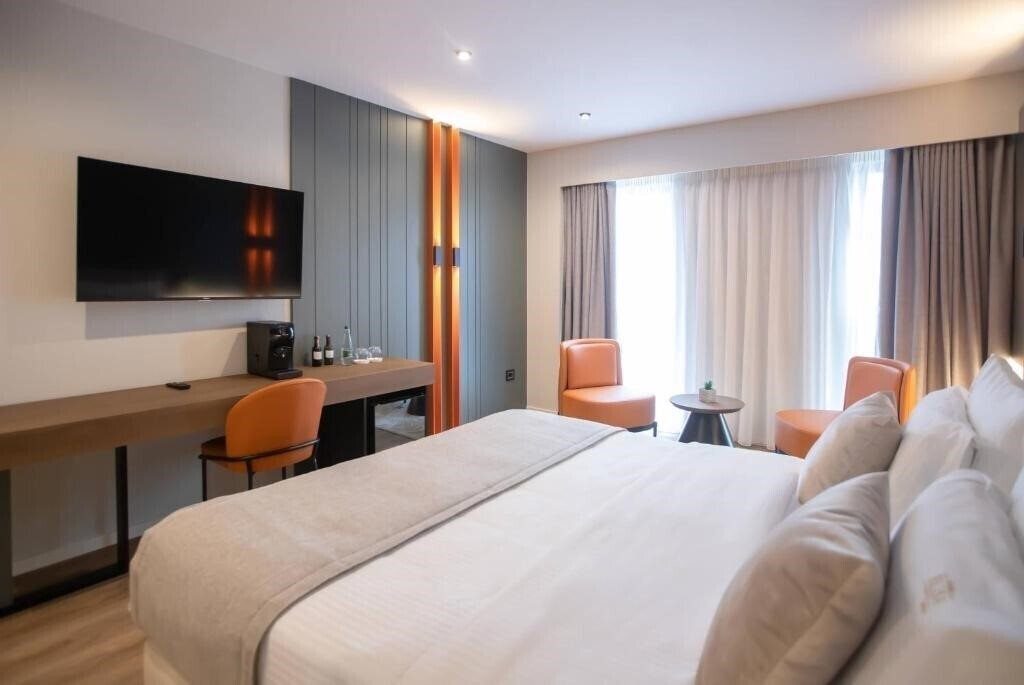 Изображение Hotel Elisa Tirana Affiliated By Melia 4*