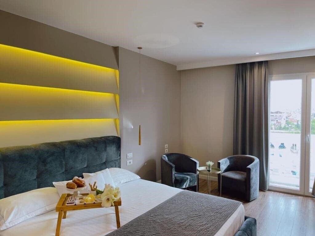Фотографія Light Hotel 3*