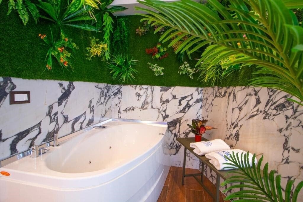 Изображение Hotel Ambasada QTA 4*
