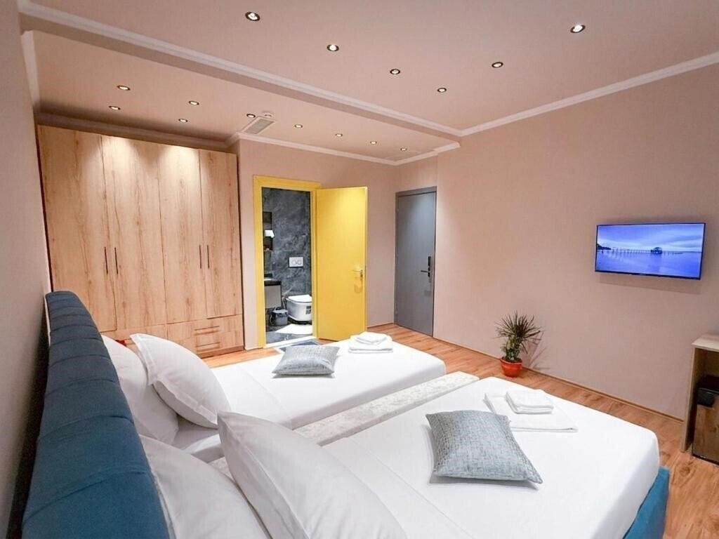 Фотография Hotel Gjika 3*