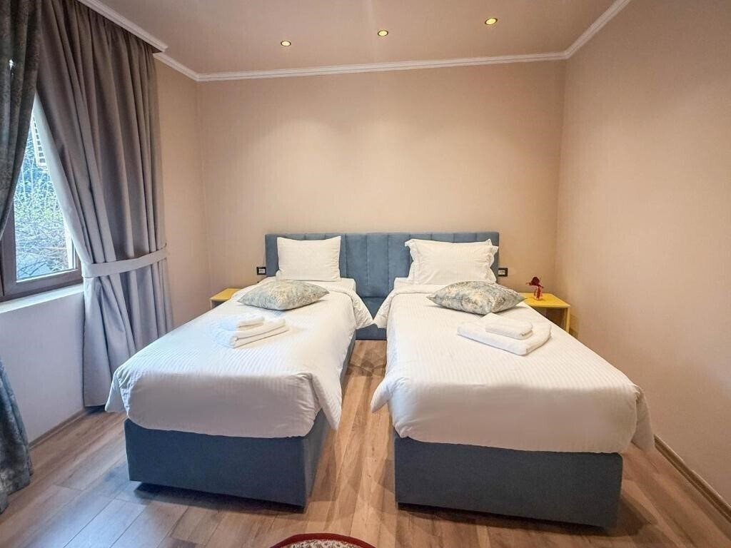 Изображение Hotel Gjika 3*