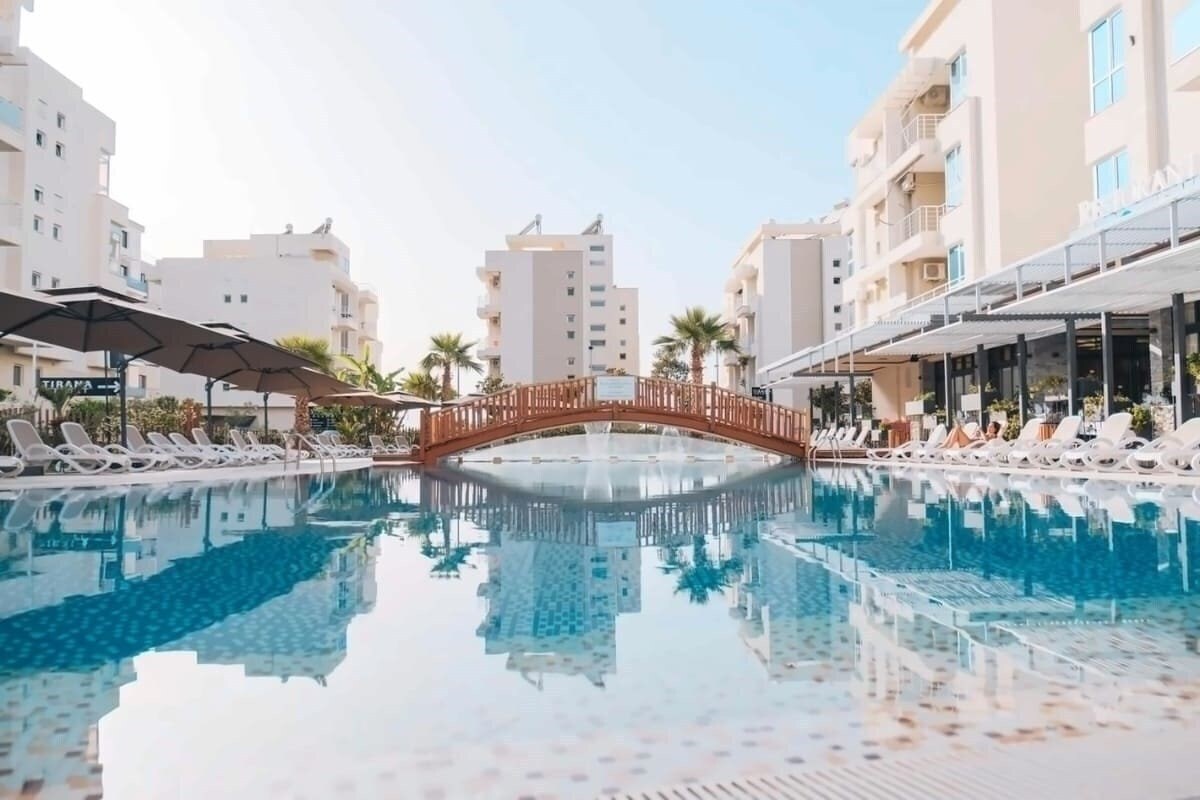 Готель Tirana Resort Vlore 4*