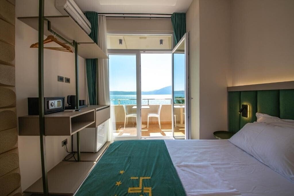 Фото Hotel Royal 3*
