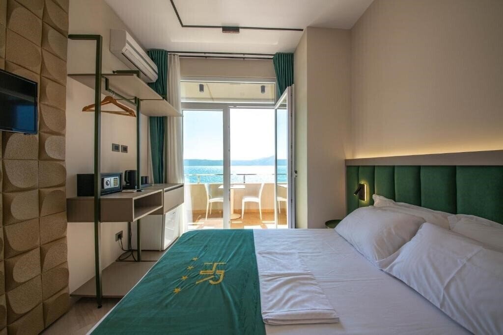 Obraz Hotel Royal 3*