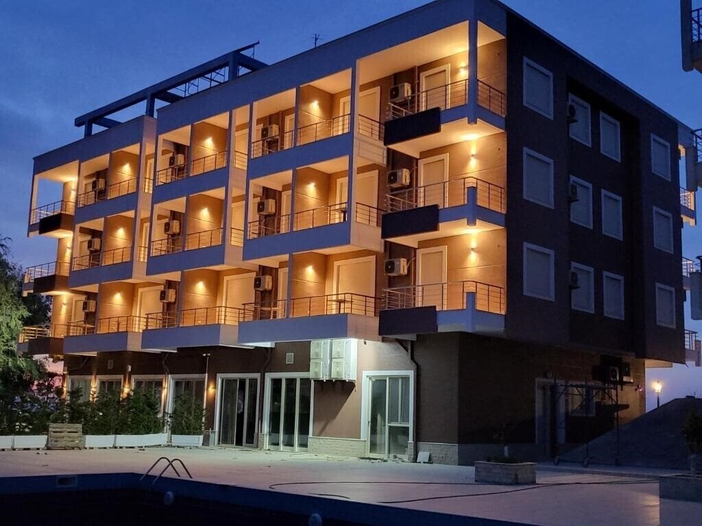 Готель Bel Ami Suita 4*