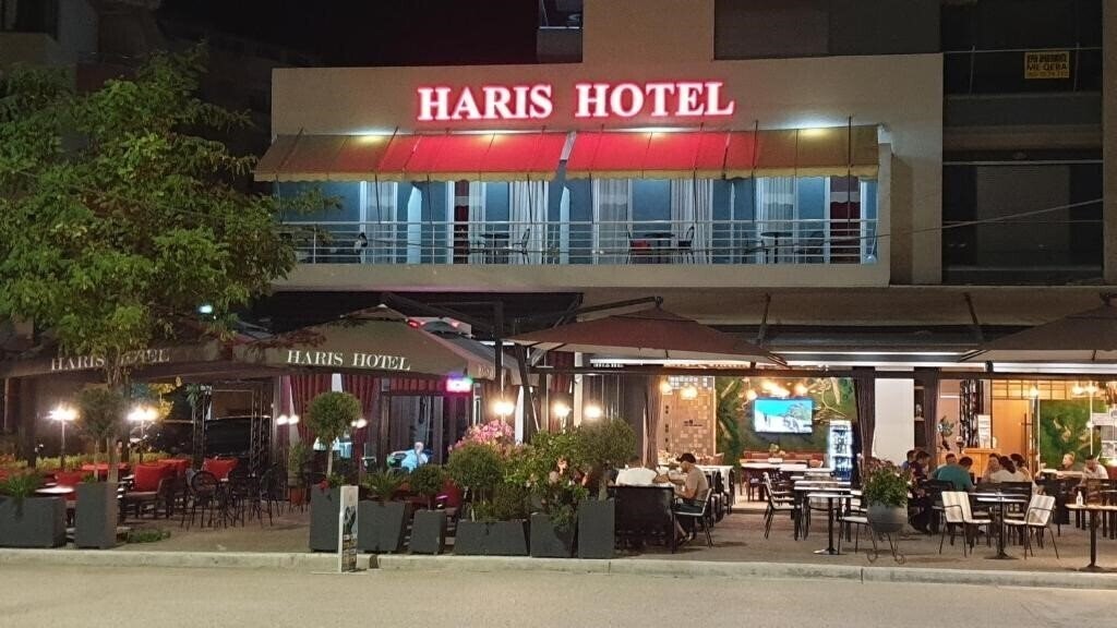 Отель Hotel Haris Vlore 3*