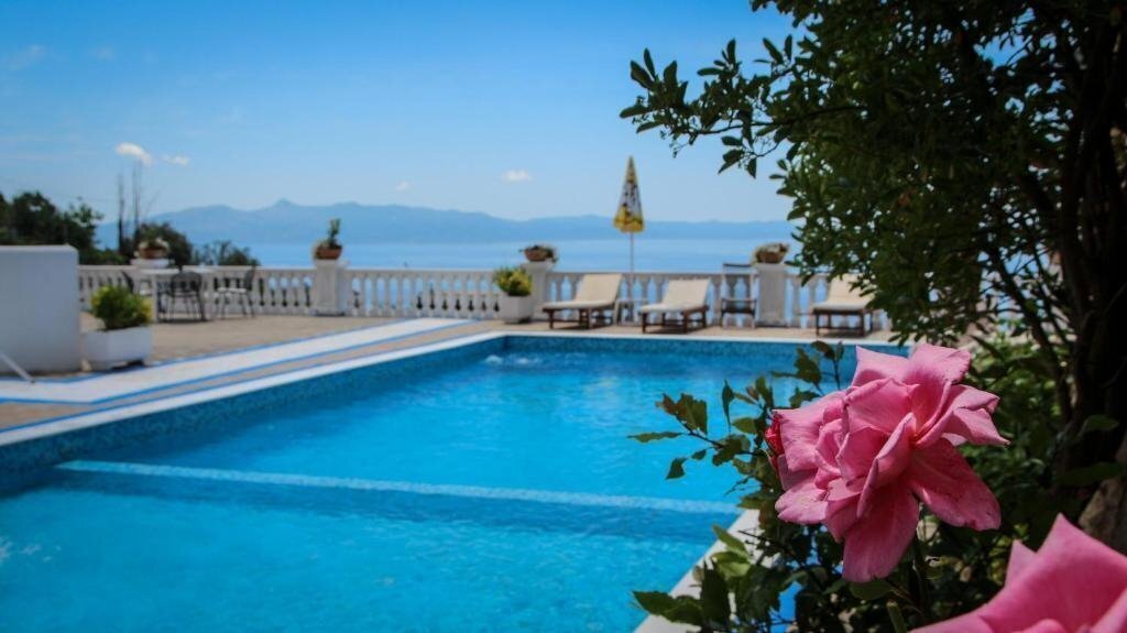 Zdjęcie Paradise Lukova 4*