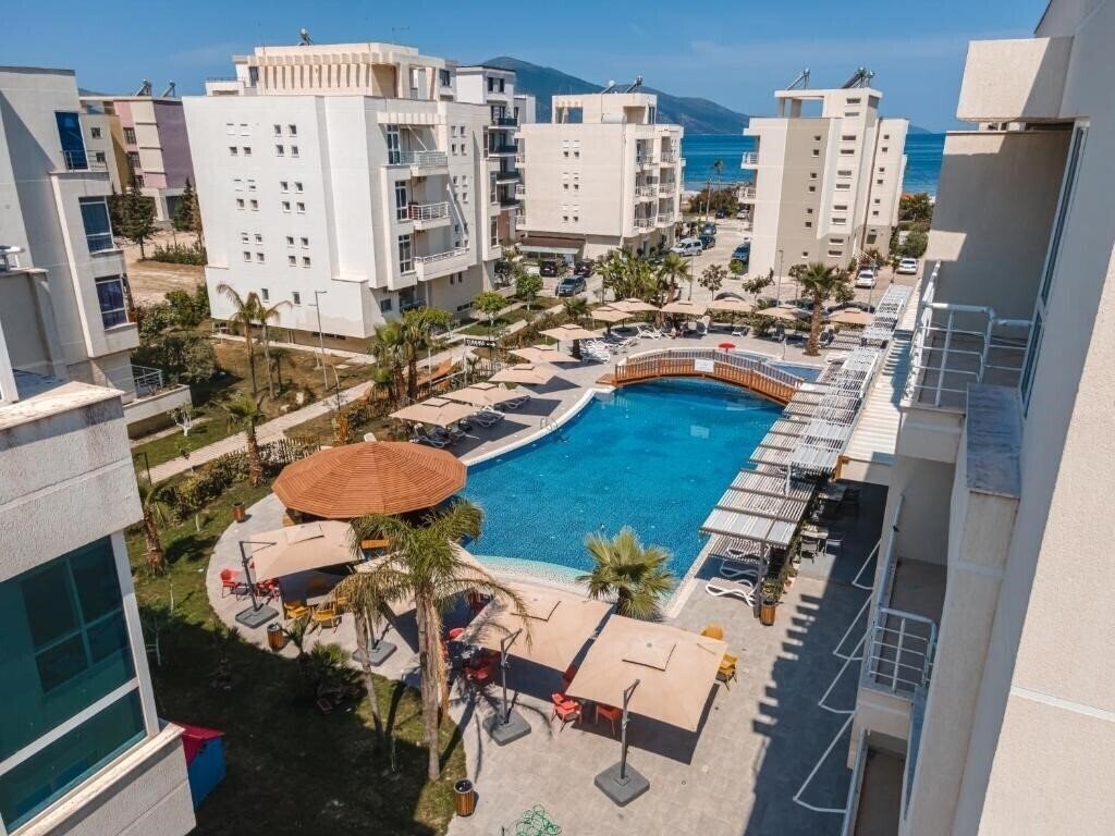 Zdjęcia Ledina Hotel 4*