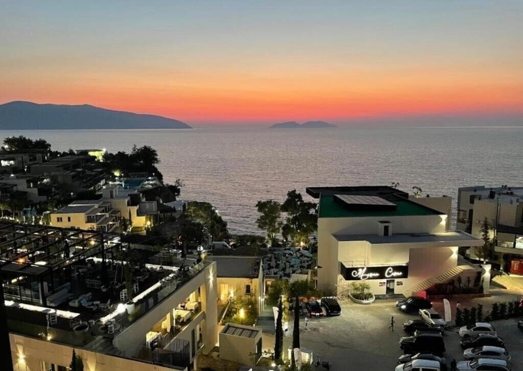 Zdjęcie Hotel Thea 4*