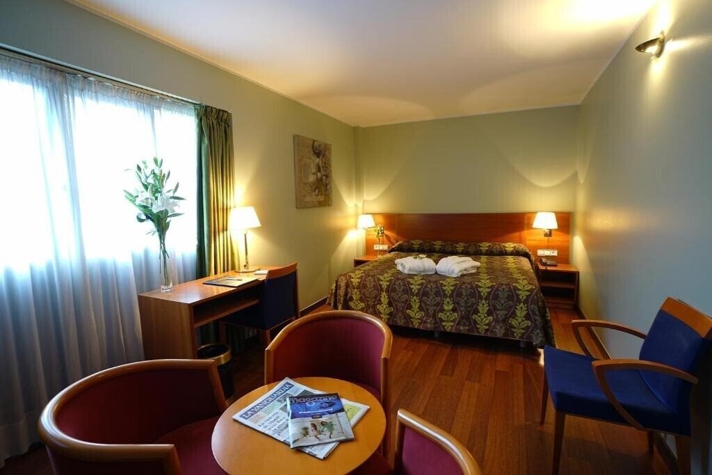 Фото Diplomatic 4*