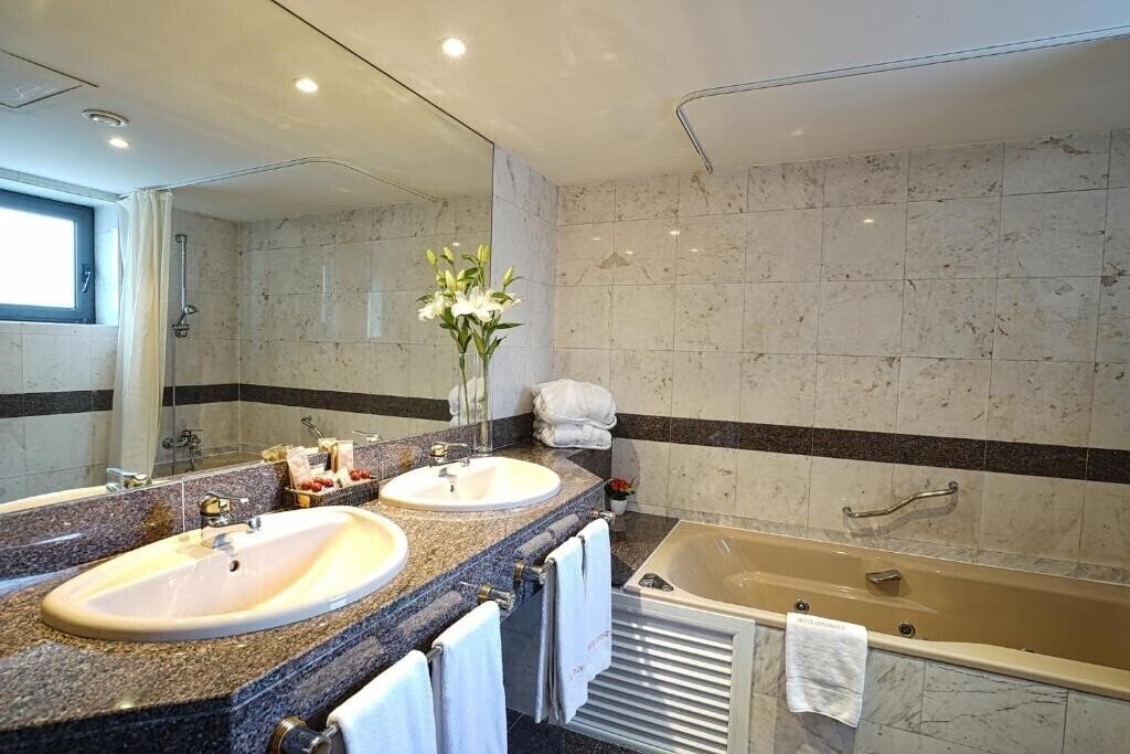 Фотография Diplomatic 4*