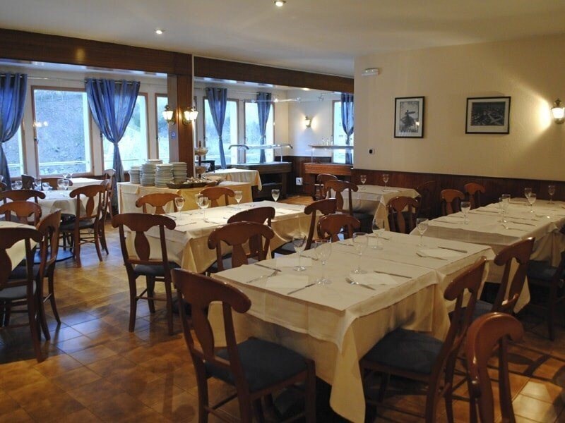 Фотографія La Mola 2*