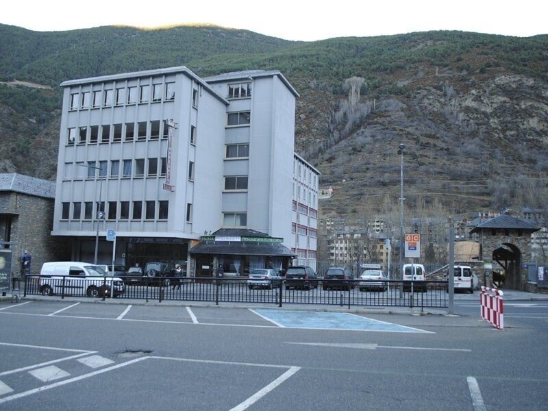 Готель La Mola 2*