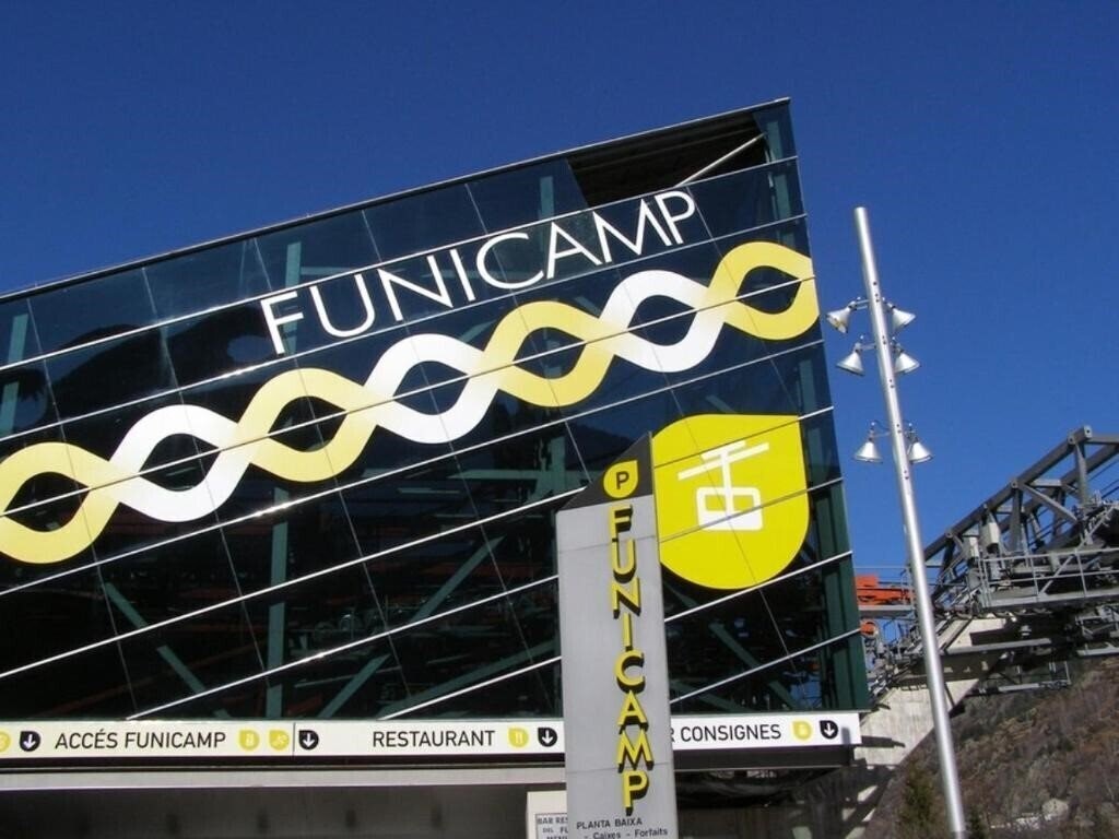 Готель Arbre De Neu 3*