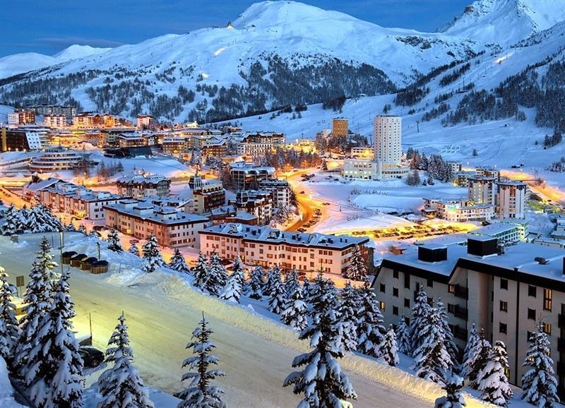 Obraz Kyriad Andorra Comtes D’Urgell 3*