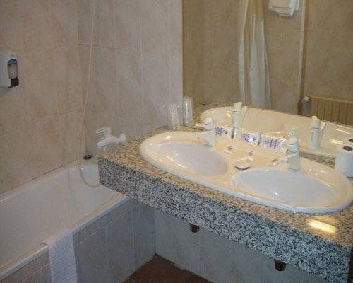 Zdjęcie Somriu Refugi Dels Isards 3*