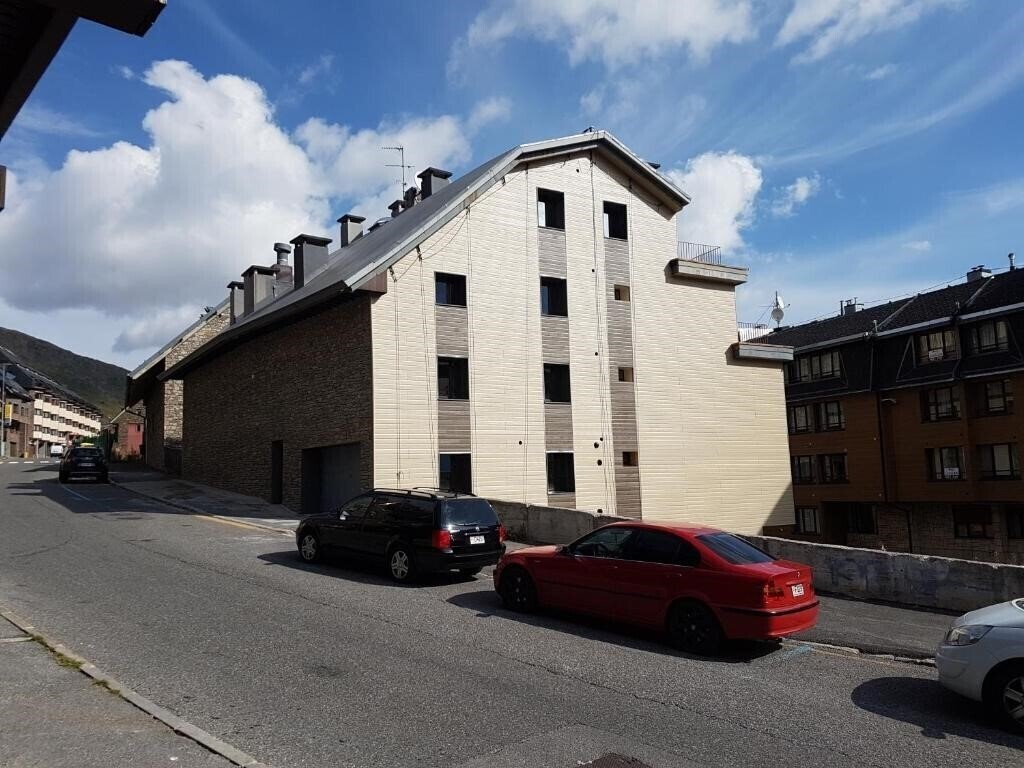 Картинка Guineu 3*