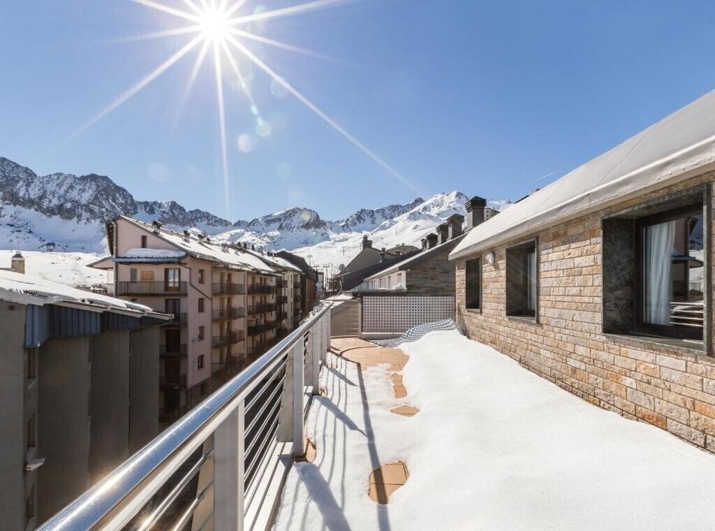 Готель Alaska 4*