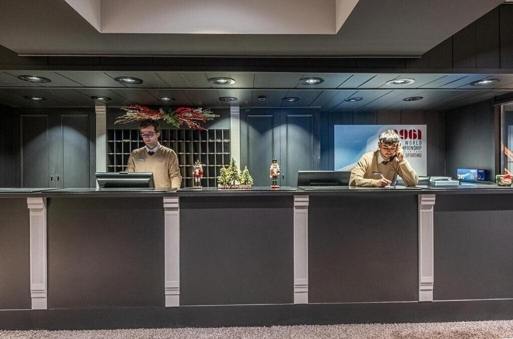 Zdjęcie Sporting 4*