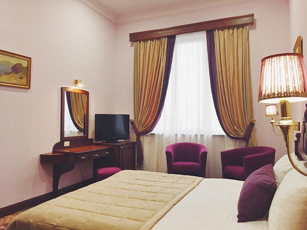 Отель Metropol Hotel Yerevan Ереван — туры в Metropol Hotel Yerevan (Ереван,  Армения): отзывы жильцов, цена, описание, фото